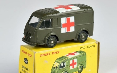 Dinky Toys, 820 Ambulance