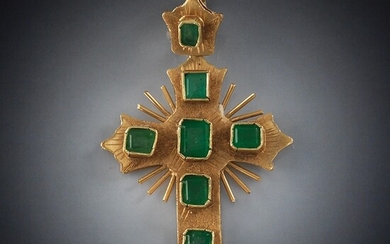 Emerald and Gold Cross Pendant