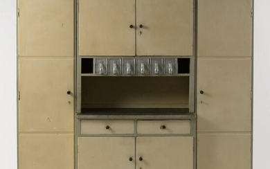Erich Dieckmann, Kitchen cabinet from the type