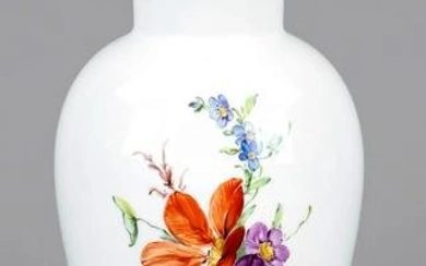 Flower vase, KPM Berlin, mark 19