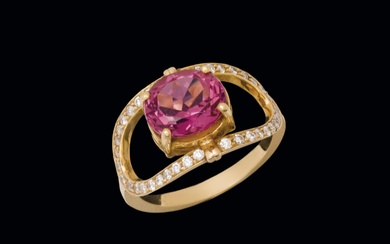 Gold diamond tourmaline ring