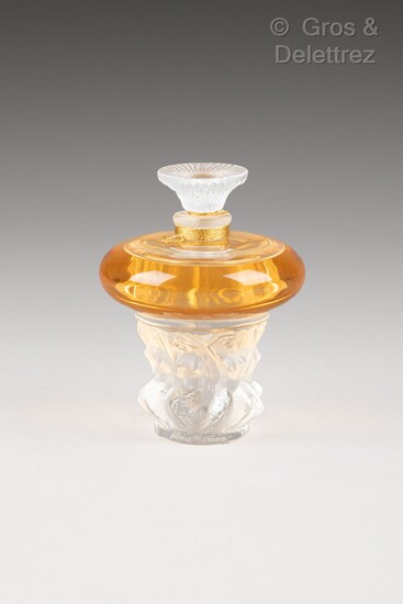 Lalique France. Flacon de parfum modèle «Sirenes»... - Lot 140 - Gros & Delettrez