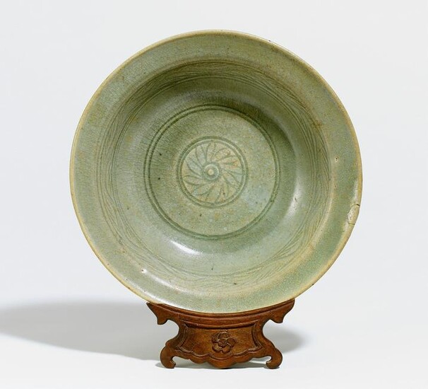 Large Celadon bowl