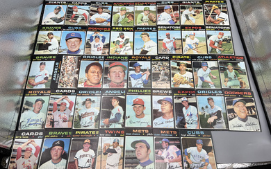 Lot of 1971 Topps Baseball Cards W/ Some Stars & High Numbers - Varying Conditions - Willie McCovey, Steve Carlton, Jim Hunter
