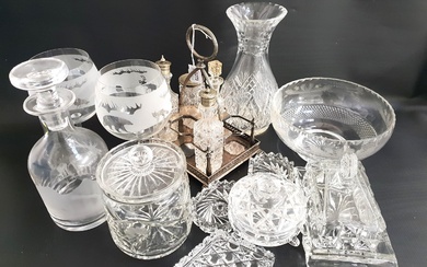 MIXED LOT OF GLASSWARE including a crystal vase, stag etched...