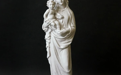 Madonna col Bambino, scultura in ceramica smaltata bianca, cm h 37.5
