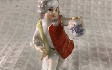 Miniature porcelain figurine by Meissen 19th Century Perfect condition 9 cm