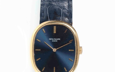 PATEK PHILIPPE. Montre bracelet “Ellipse” en or n°3548. 1971. Cadran bleu à index appliqué et...