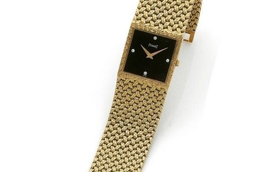 PIAGET Rectangular wristwatch in 18K yellow gold