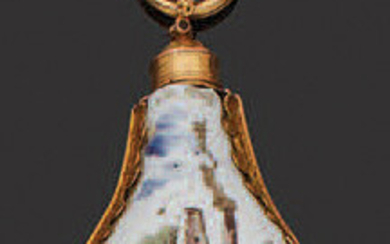 Pear-shaped perfume bottle in gold almost enamelled with...