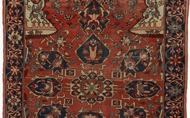 Small Persian Serapi or Heriz Rug, 5' x 3'5"
