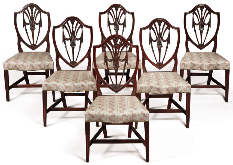 VERY FINE AND RARE SET OF SIX FEDERAL CARVED MAHOGANY SHIELD-BACK SERPENTINE-FRONT SIDE CHAIRS, RHODE ISLAND, CIRCA 1800