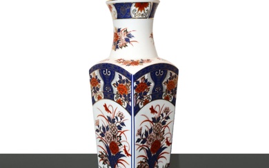Vaso giapponese in porcellana Imari