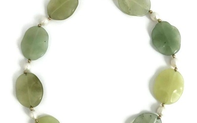 Vintage Green Jade Pearl Necklace 14K Yellow Gold, 15.5 Inches, 65.17 Grams
