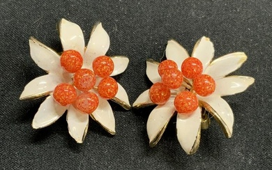 Vintage KRAMER Beaded Enamel Flower Earrings