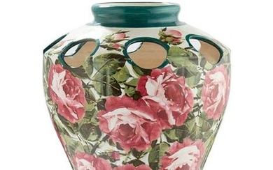 WEMYSS WARE 'CABBAGE ROSES' PATTERN KENMORE VASE, EARLY