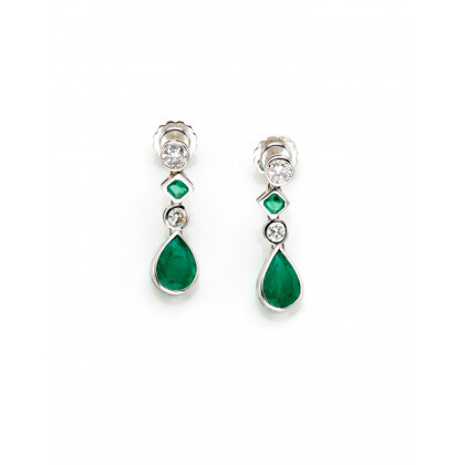 White gold pendant earrings with round diamonds in all ct. 0.70 circa and pear and octagonal shaped emeralds, g 4.87...