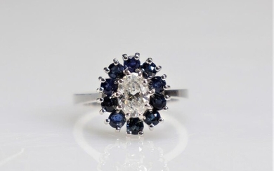 White gold ring (18k) - sapphires and large diamond (3.9gr)