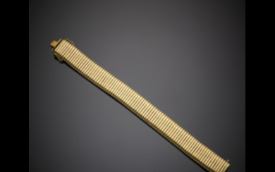 Yellow gold tubogas bracelet, after "Bulgari", g 44.26, length...