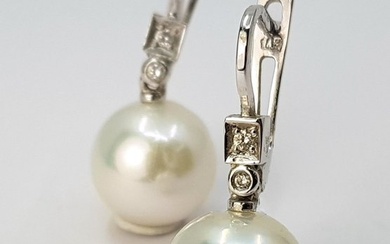11x12mm Round White Edison Pearls - 0.07Ct - Earrings White gold