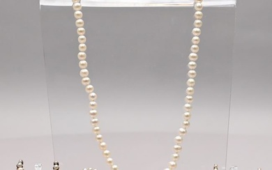 14K Gold & Pearl Necklace & Four 14K Gold Brooches
