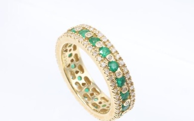 14k YG Effy Emerald Diamond Ring