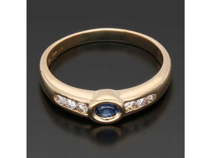 18 kt. Gold - Ring - 0.14 ct Diamond - Sapphire