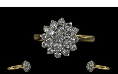 18ct Gold Ladies Attractive Diamond Set Cluster Ring, Flower...