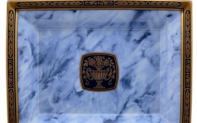 2003, Le vase grec, dans sa boîte.