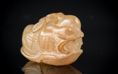 Arte Cinese A jade carving depicting two ducksChina