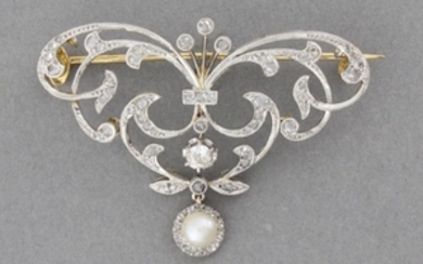 Broche pendentif “Volute” en or sertie de diamants…