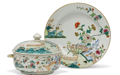 A CHINESE FAMILLE ROSE CIRCULAR TUREEN, COVER AND STAND, EARLY QIANLONG PERIOD, CIRCA 1740-1750