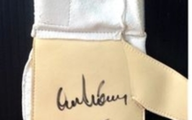 Football Alex Stepney signed Umbro Goalkeepers glove. Good Condition. All signed pieces come with a Certificate of Authenticity....