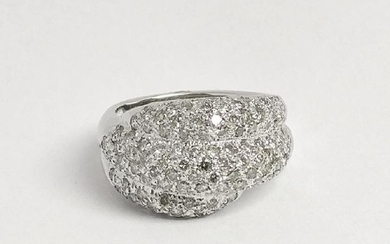 18K Ladies Ring with Diamonds total 2.09 ct