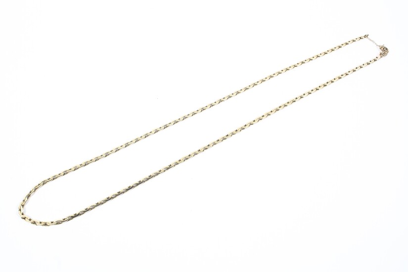 A 9ct gold flat fancy link necklace