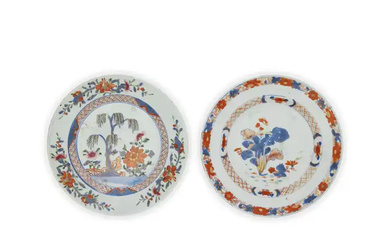 A Chinese Imari and a Chinese rose-Imari plate Qing dynasty, Qianlong period...