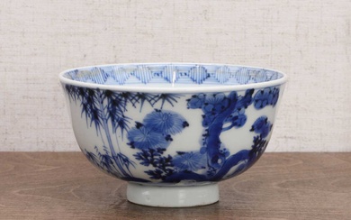 A Chinese export blue and white bowl