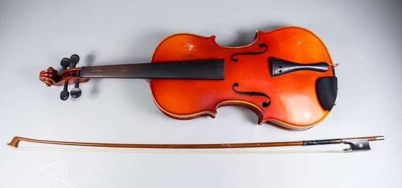 A French Violin, 20th Century, with two piece back,...