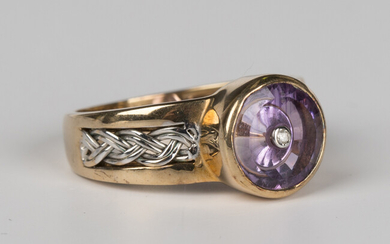 A Glen Lehrer gold limited edition amethyst and diamond ring, the circular cut amethyst mounted with