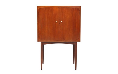 A MID-CENTURY COCKTAIL CABINET Preview: Colville Road