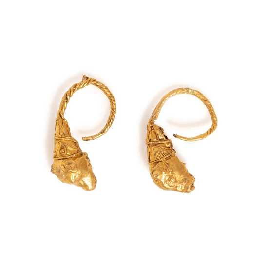 A Pair of Greek Gold Earrings with Dog Heads