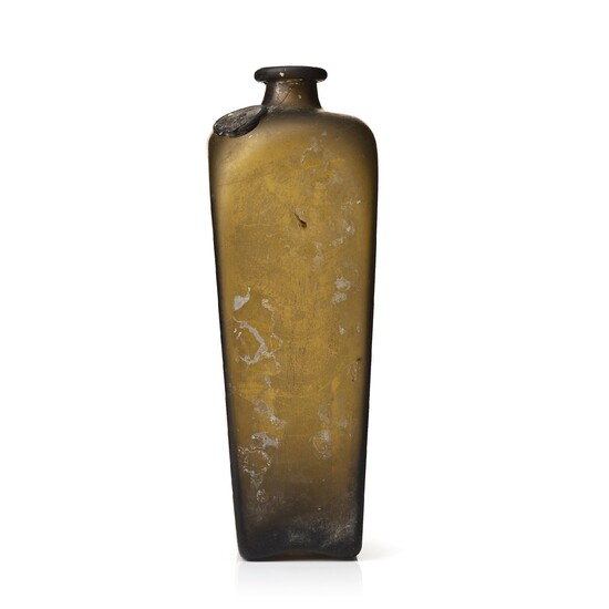 A green Dutch Gin bottle, seal from J H Henkes, 19th Century.