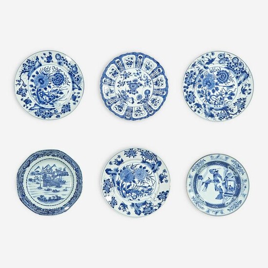 A group of six Chinese blue and white porcelain dishes