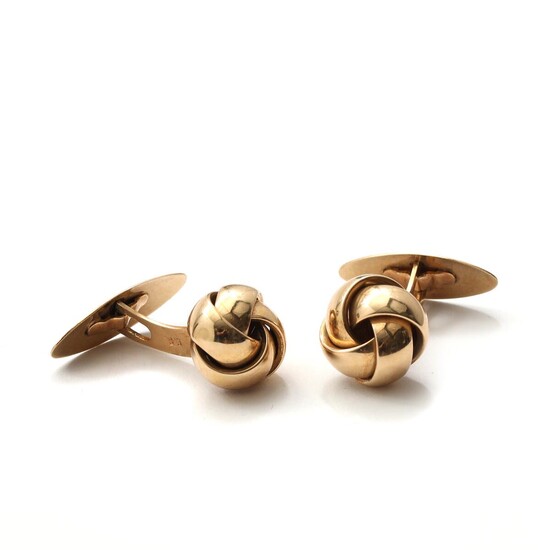 SOLD. A pair of cufflinks each set with a knot of 14k gold. Diam. app. 14 mm. (2) – Bruun Rasmussen Auctioneers of Fine Art