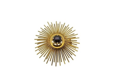 A star sapphire pendant/brooch