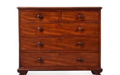 AN EARLY VICTORIAN MAHOGANY CHEST OF DRAWERS, BY GILLOW, CIRCA 1851