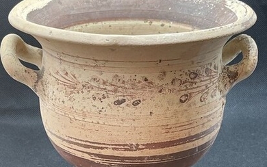 Ancient Greek Ceramic Daunian Bichrome Bell Krater. Vegetable Motif - 15.5×16.5×15.5 cm
