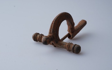 Ancient Roman Bronze Roman fibula NO RESERVE - 7.5 cm (No Reserve Price)