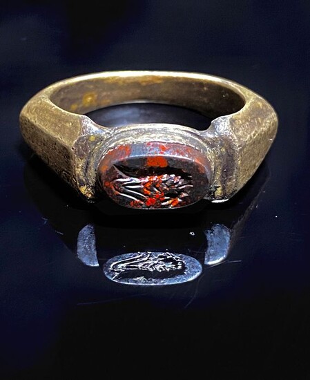 Ancient Roman Silver ring with a Bloodstone (Heliotrope ) intaglio showing a Shrimp