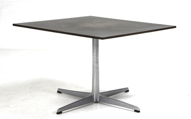 Arne Jacobsen for Fritz Hansen. Coffee table, model 3611. 1960s/70s